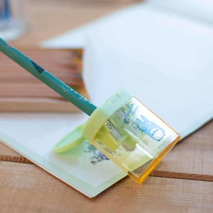 TAILLE CRAYON TOTORO-MON VOISIN TOTORO 