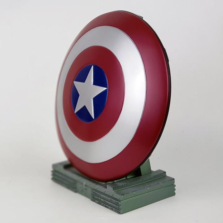 MEGA TIRELIRE BOUCLIER CAPTAIN AMERICA - MARVEL