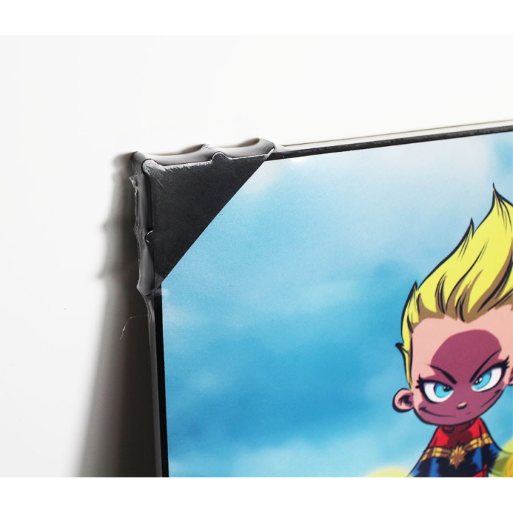 MARVEL ART GALLERY - SKOTTIE YOUNG - CAPTAIN MARVEL