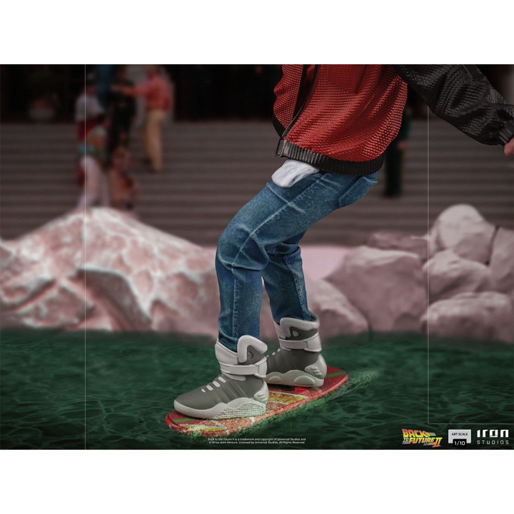 Marty McFly on Hoverboard Art Scale 1/10 - Back to the Future Part II