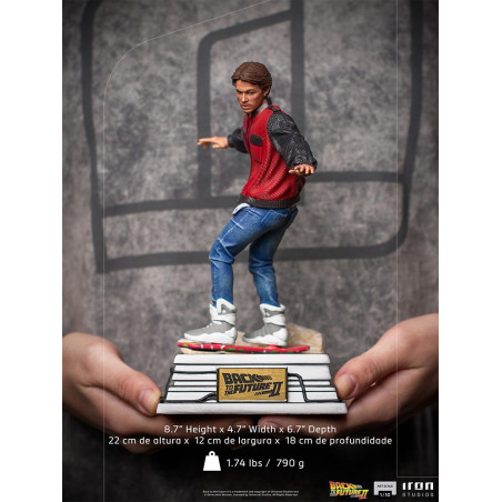 Marty McFly on Hoverboard Art Scale 1/10 - Back to the Future Part II