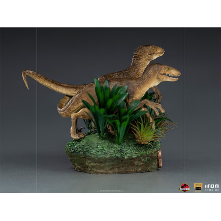 Just The Two Raptors Deluxe Art Scale 1/10 - Jurassic Park