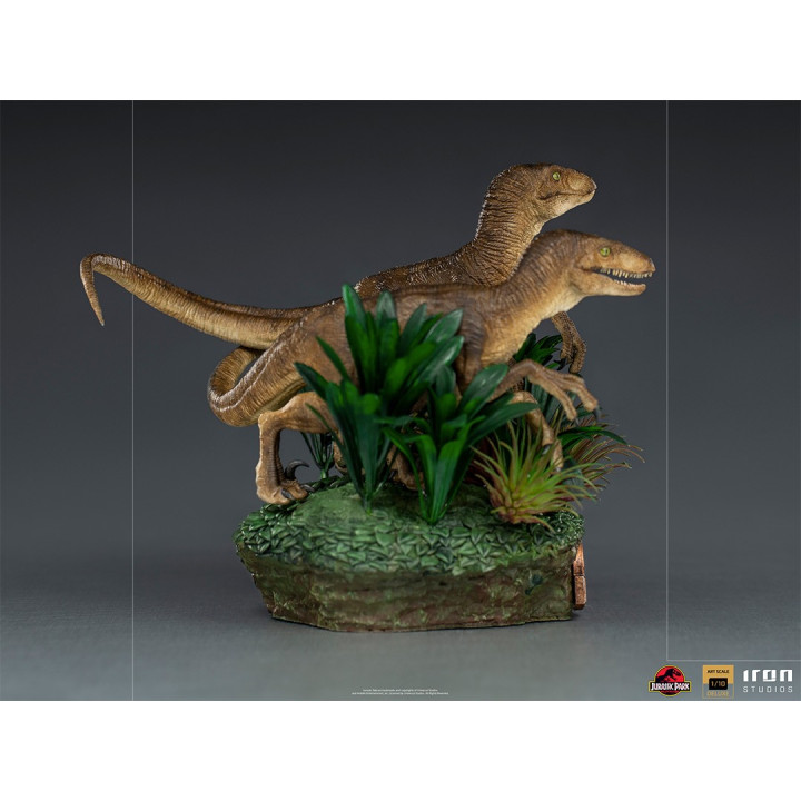Just The Two Raptors Deluxe Art Scale 1/10 - Jurassic Park