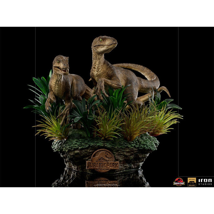 Just The Two Raptors Deluxe Art Scale 1/10 - Jurassic Park