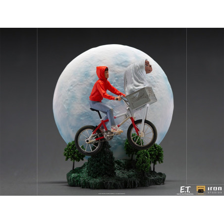 E.T. & Elliot - Art Scale 1/10 Deluxe - E.T.