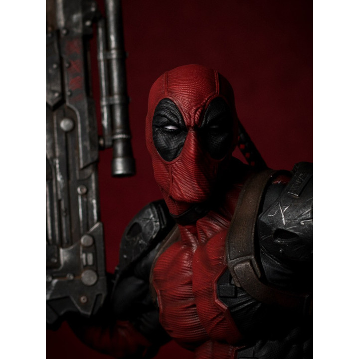MARVEL STATUE 1/6 DEADPOOL 