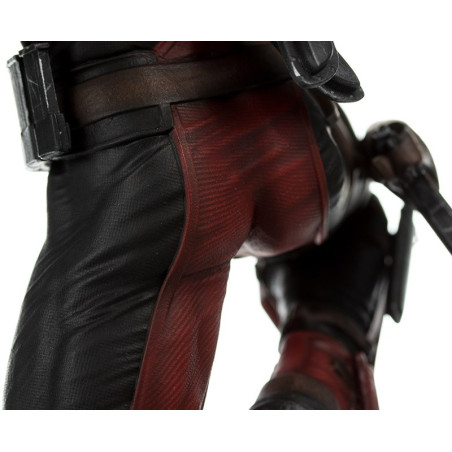 MARVEL STATUE 1/6 DEADPOOL 