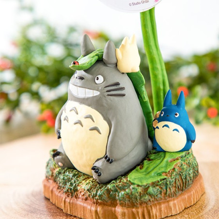 Statue Totoro et ses amis sous un pissenlit - Mon Voisin Totoro