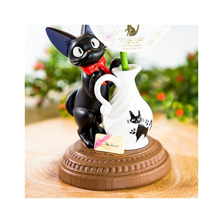 Statue Jiji et rose - Kiki la petite sorcière