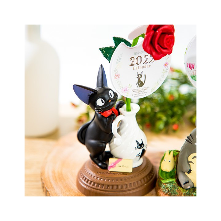 Statue Jiji et rose - Kiki la petite sorcière