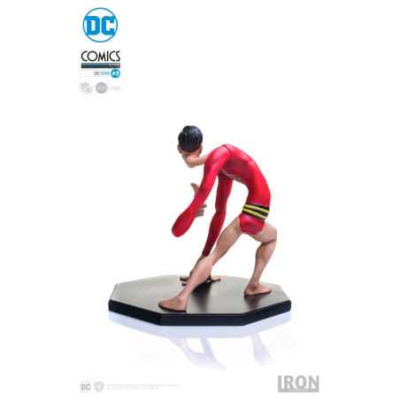PLASTIC MAN 1/10 STATUE