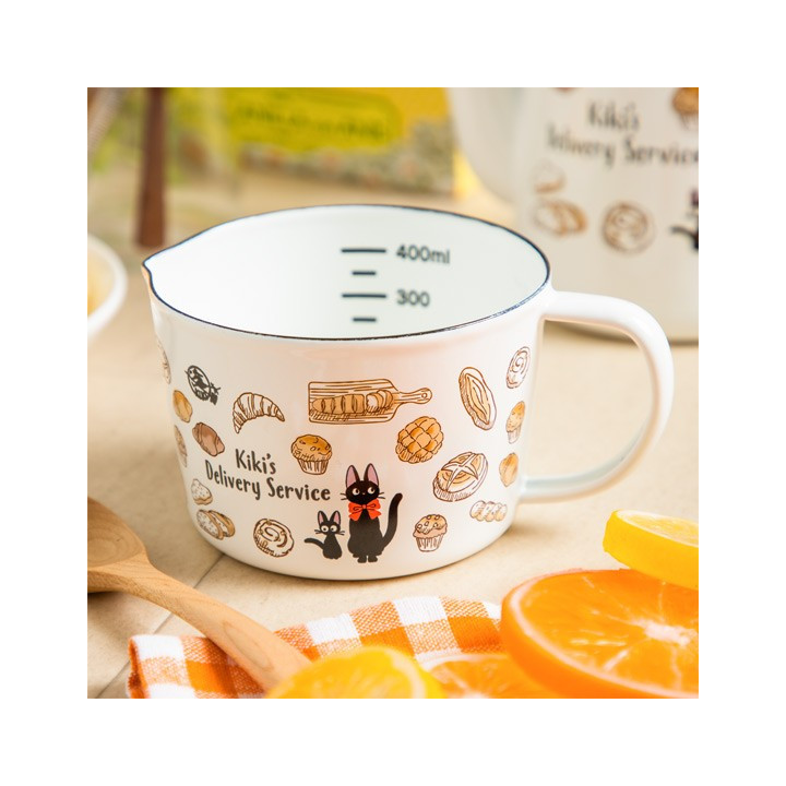 Tasse à mesurer émail Viennoiseries 450ml - Kiki La Petite Sorcière