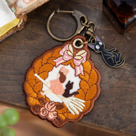 Embroidery Keychain Wreath of bread - Kiki's Delivery Service