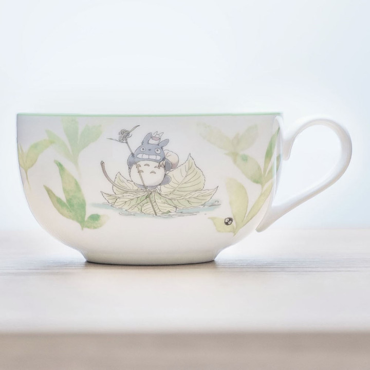Soup Mug Totoro on a leaf - My Neighbor Totoro