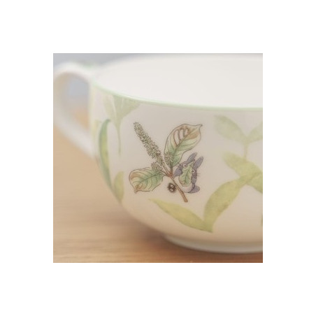 Tasse à soupe Totoro sur une feuille - Mon Voisin Totoro