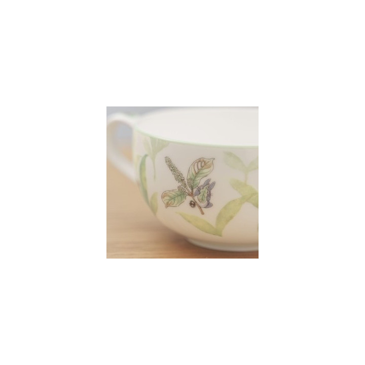 Soup Mug Totoro on a leaf - My Neighbor Totoro