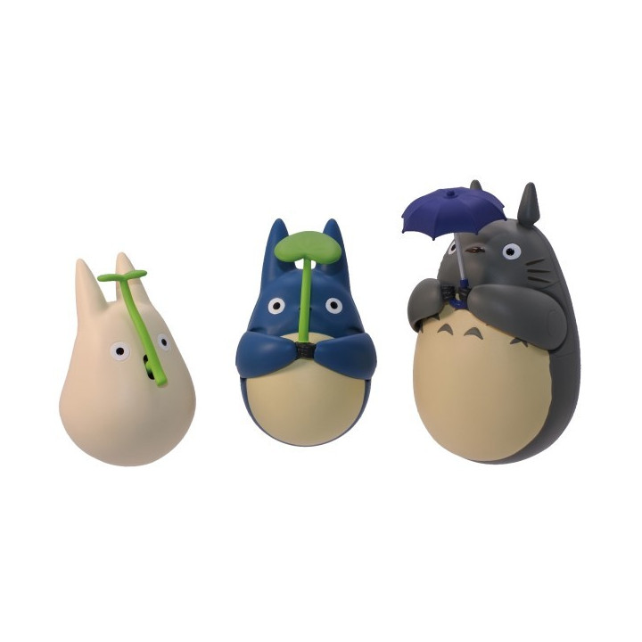 Round Bottomed Figurine Big Totoro with leaf - My Neighbor Totoro