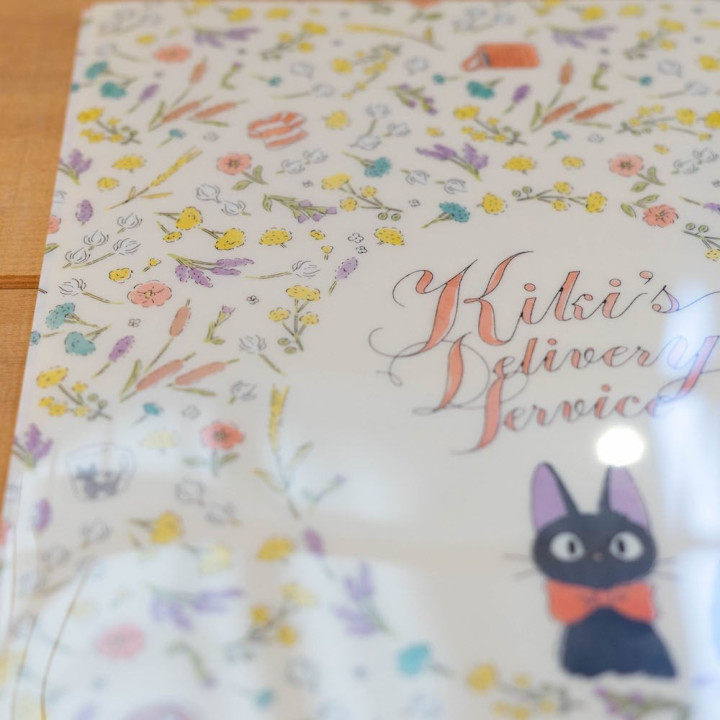 Chemise A4 avec 3 rabats Fleurs - Kiki la petite sorcière