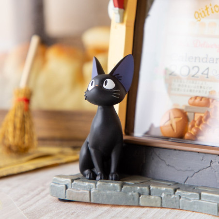 Diorama Calendar Jiji Bakery - Kiki's Delivery Service