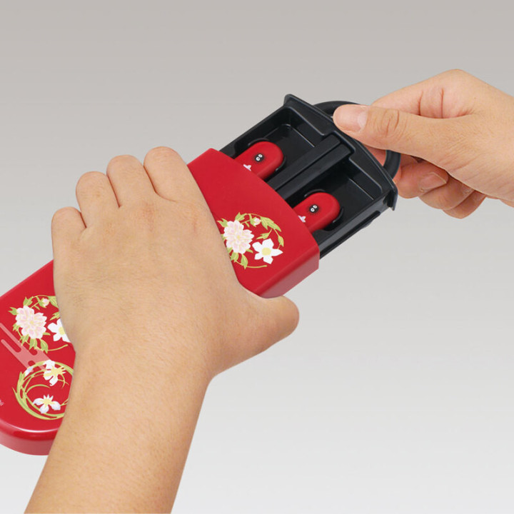 Set Baguettes Cuillère Fourchette No Face rouge foncé - Le Voyage de 