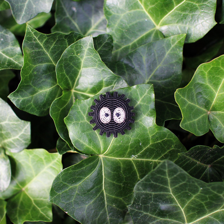 Broche Cannetille Noiraude - Mon voisin Totoro