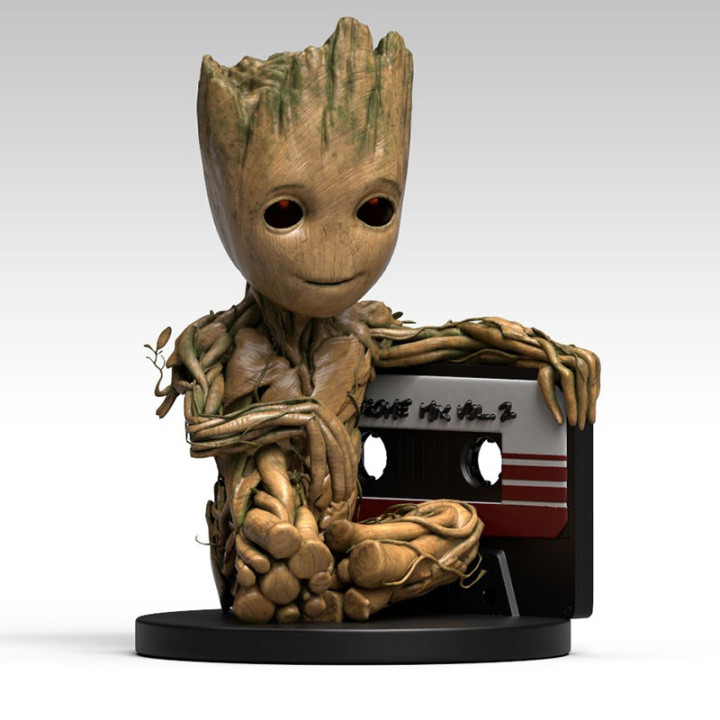 MEGA TIRELIRE GROOT DELUXE - MARVEL 