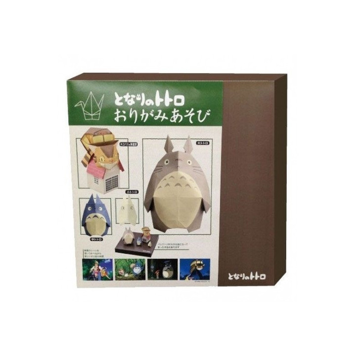Set Origami Totoro devant la maison - Mon Voisin Totoro