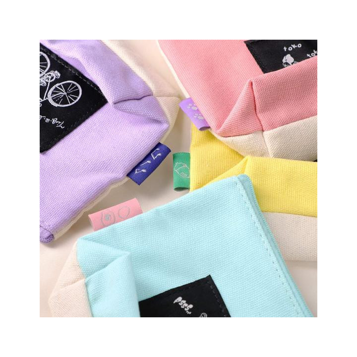 Trousse brodée Calicifer - Le Château ambulant