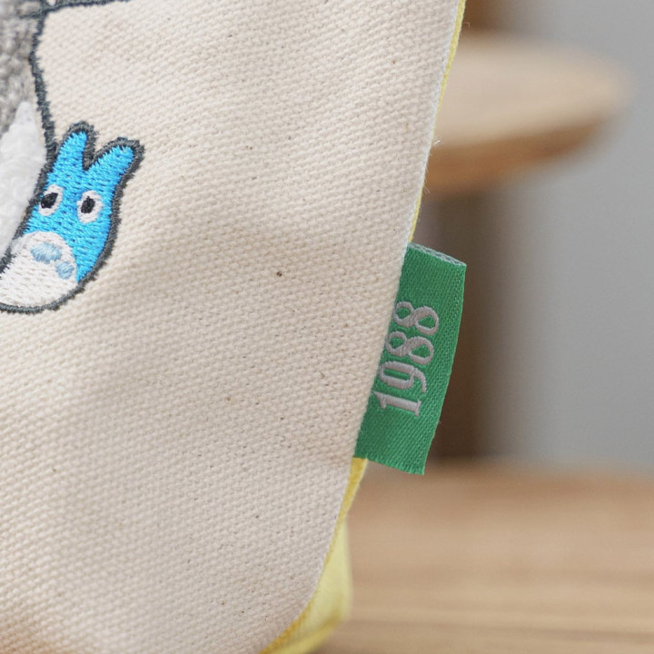 Trousse brodée Totoro Gris et Bleu - Mon Voisin Totoro