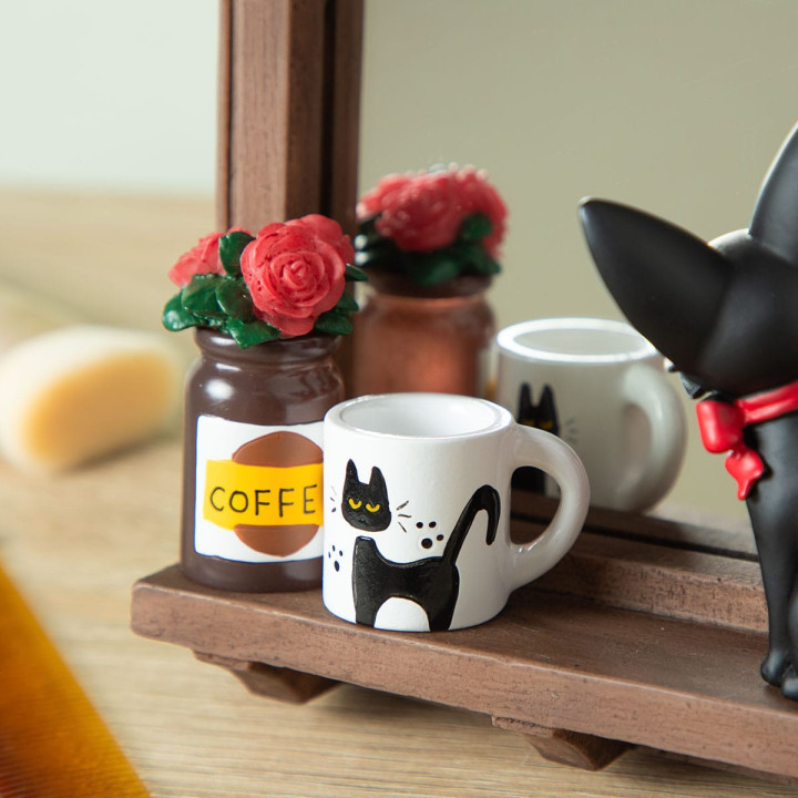 Miroir Jiji devant la glace - Kiki la petite sorcière