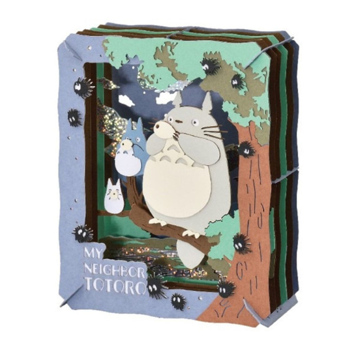 Théâtre de papier Totoro joue de l’ocarina - Mon Voisin Totoro