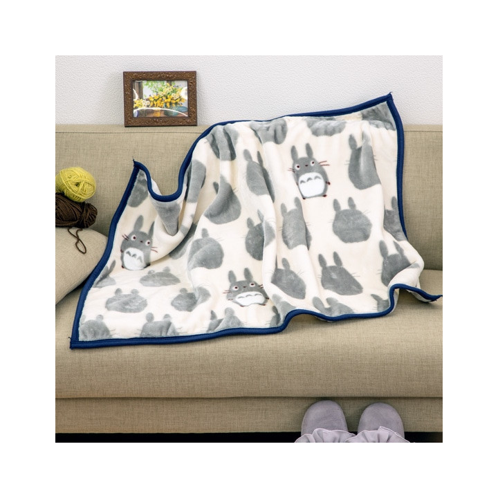 Plaid Silhouette Totoro Gris 70x100 cm - Mon Voisin Totoro