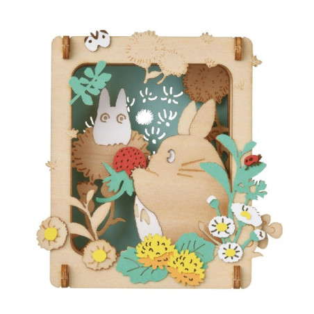 Théâtre de papier style bois - Cueillette des fraises - Totoro