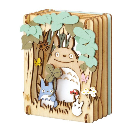 Théâtre de papier Style bois Totoro - un moment à l'ombre