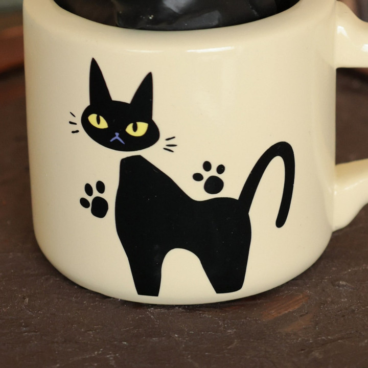 Soliflore Jiji dans sa tasse - Kiki la petite sorcière
