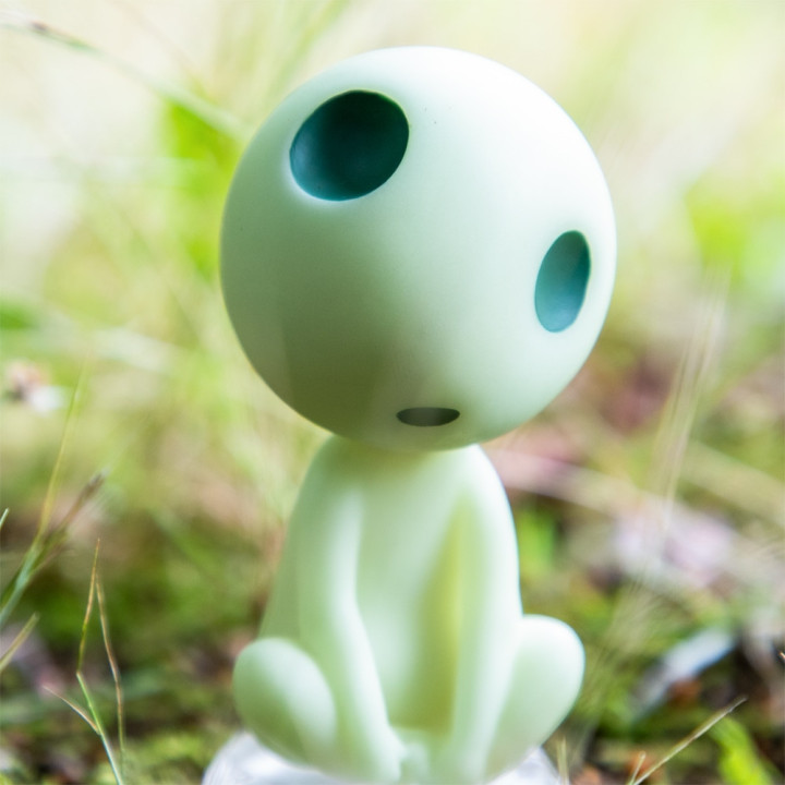 Statue steated Kodama - Princess Mononoke