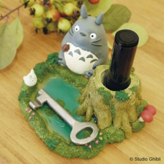 Figurines pot à crayon Totoro au bord de la marre - Mon Voisin Totoro