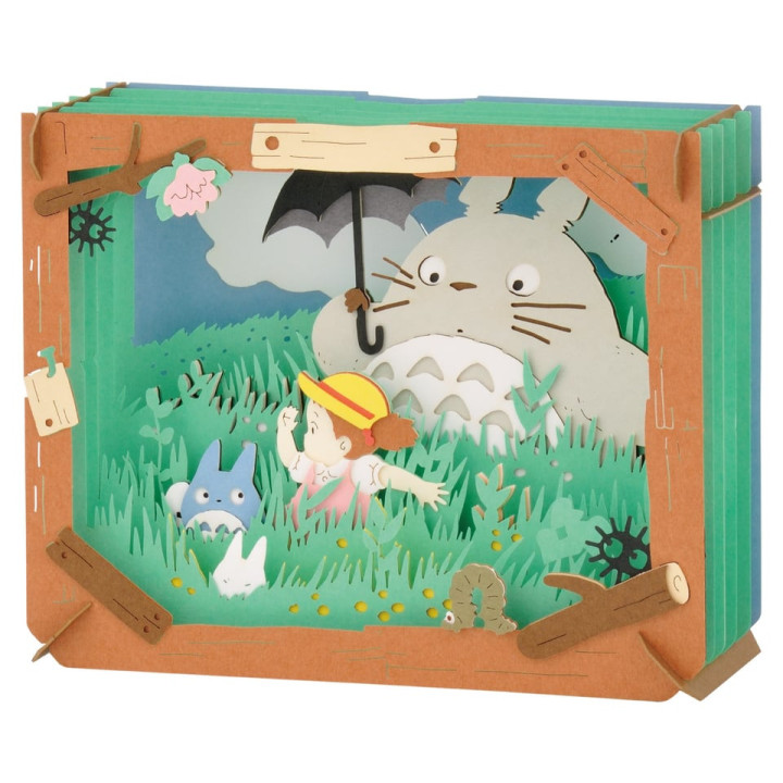 Théâtre de papier Totoro dans les près - Mon Voisin Totoro