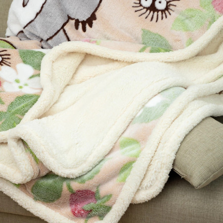 Grande couverture fluffy Totoro Fraise 200x140cm - Mon Voisin Totoro