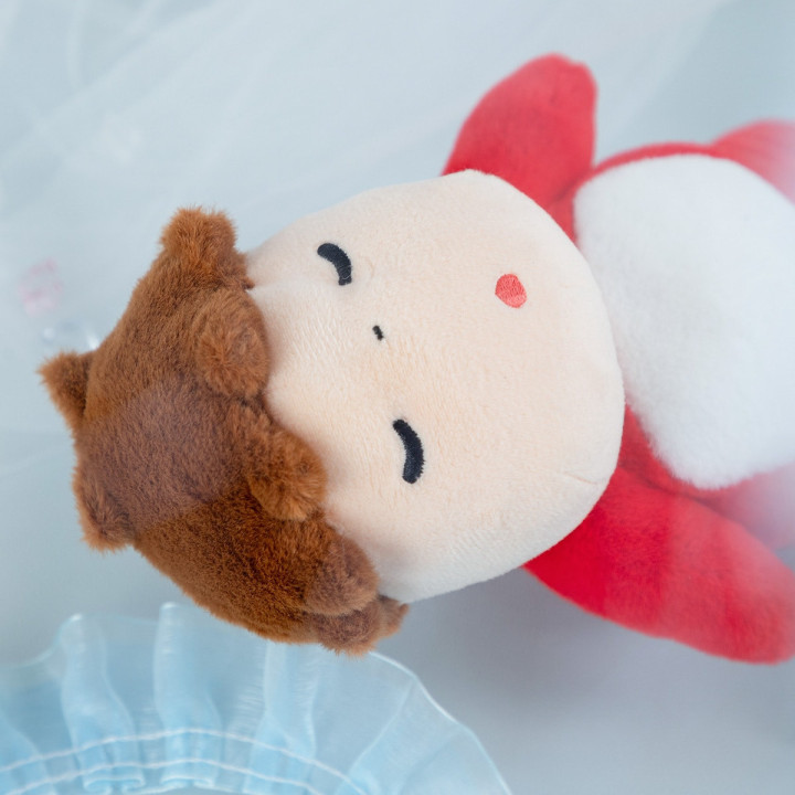 Peluche Nakayoshi Ponyo allongé - Ponyo sur la falaise