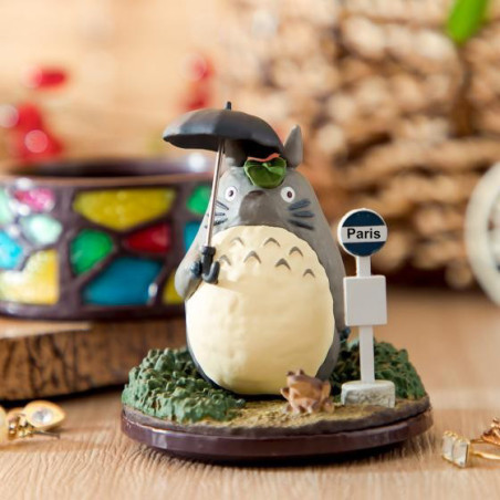Secret box Bus Stop Maison Ghibli exclusive - My Neighbor Totoro