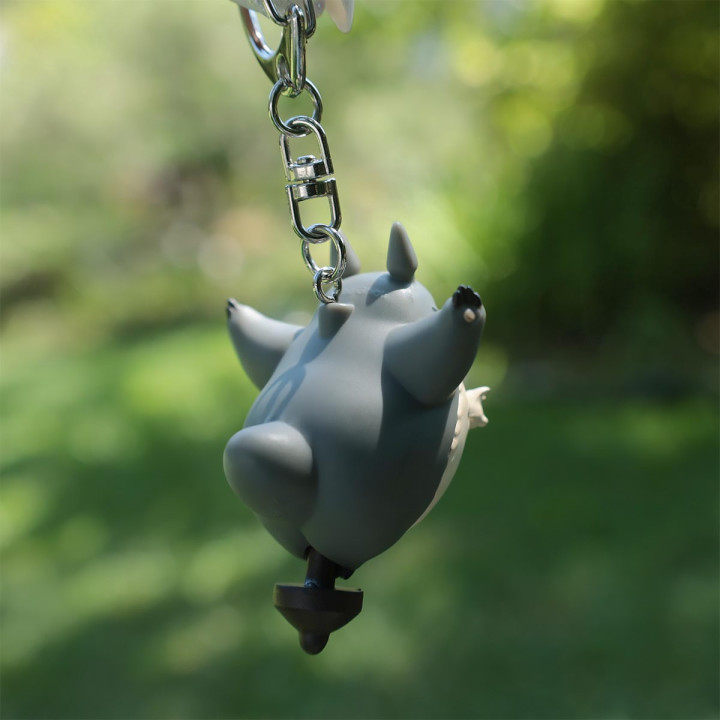 Porte-Clés Totoro sur sa toupie - Mon Voisin Totoro