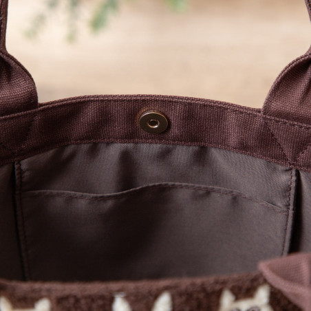 Embroidered hand bag Totoro Acorn - My Neighbor Totoro