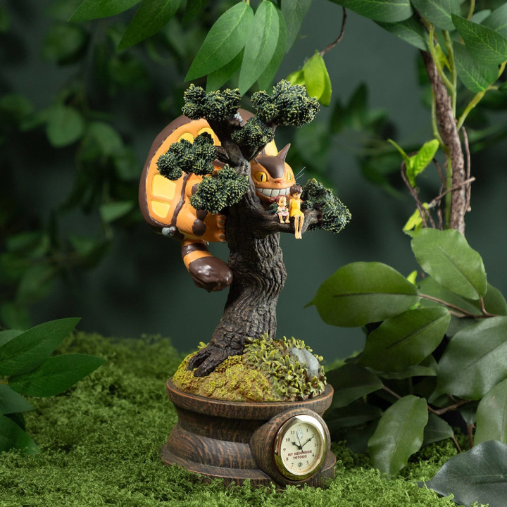 Diorama table clock Mei, Satsuki & Chatbus in the pine tree - My Neig