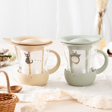 Teacup with infuser - Kiki’s Delivery Service