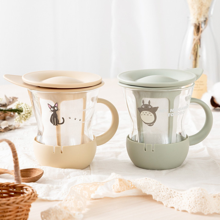 Teacup with infuser - Kiki’s Delivery Service