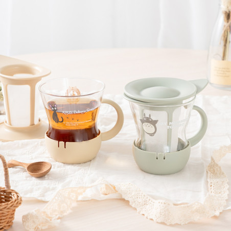 Teacup with infuser - Kiki’s Delivery Service