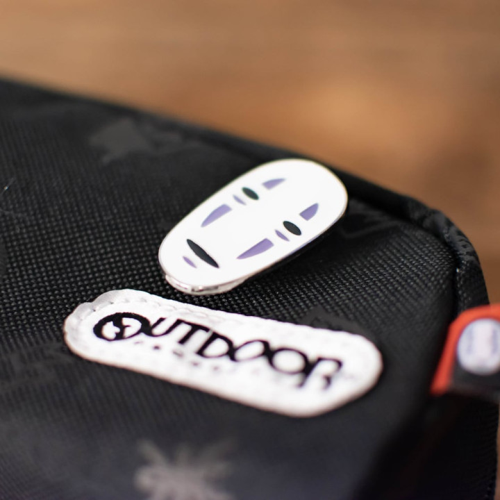 Pins No Face Close-up image - Spirited Away