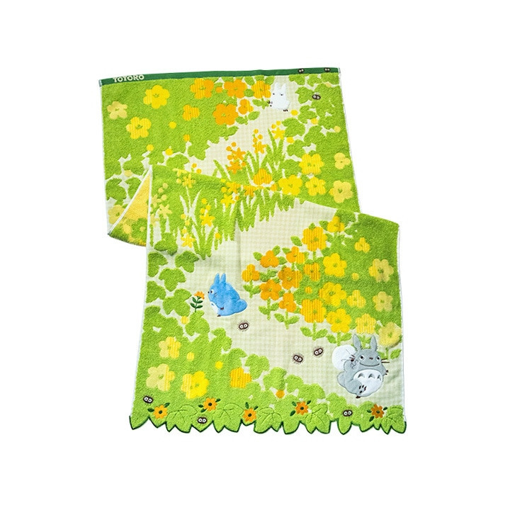 Towel Totoro Yellow Flowers 60x120 cm - My Neighbor Totoro
