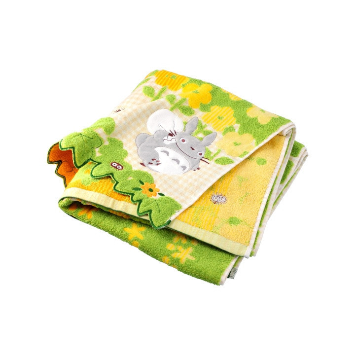 Towel Totoro Yellow Flowers 60x120 cm - My Neighbor Totoro